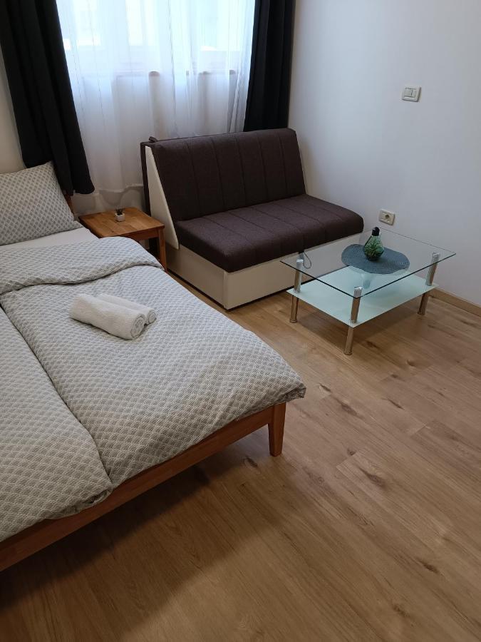 Apartments Aura Deskle 외부 사진